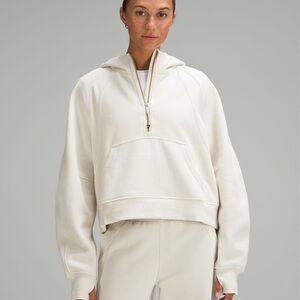 Lululemon Scuba Oversized Half-Zip Hoodie
Gold Zip, EUC m/l